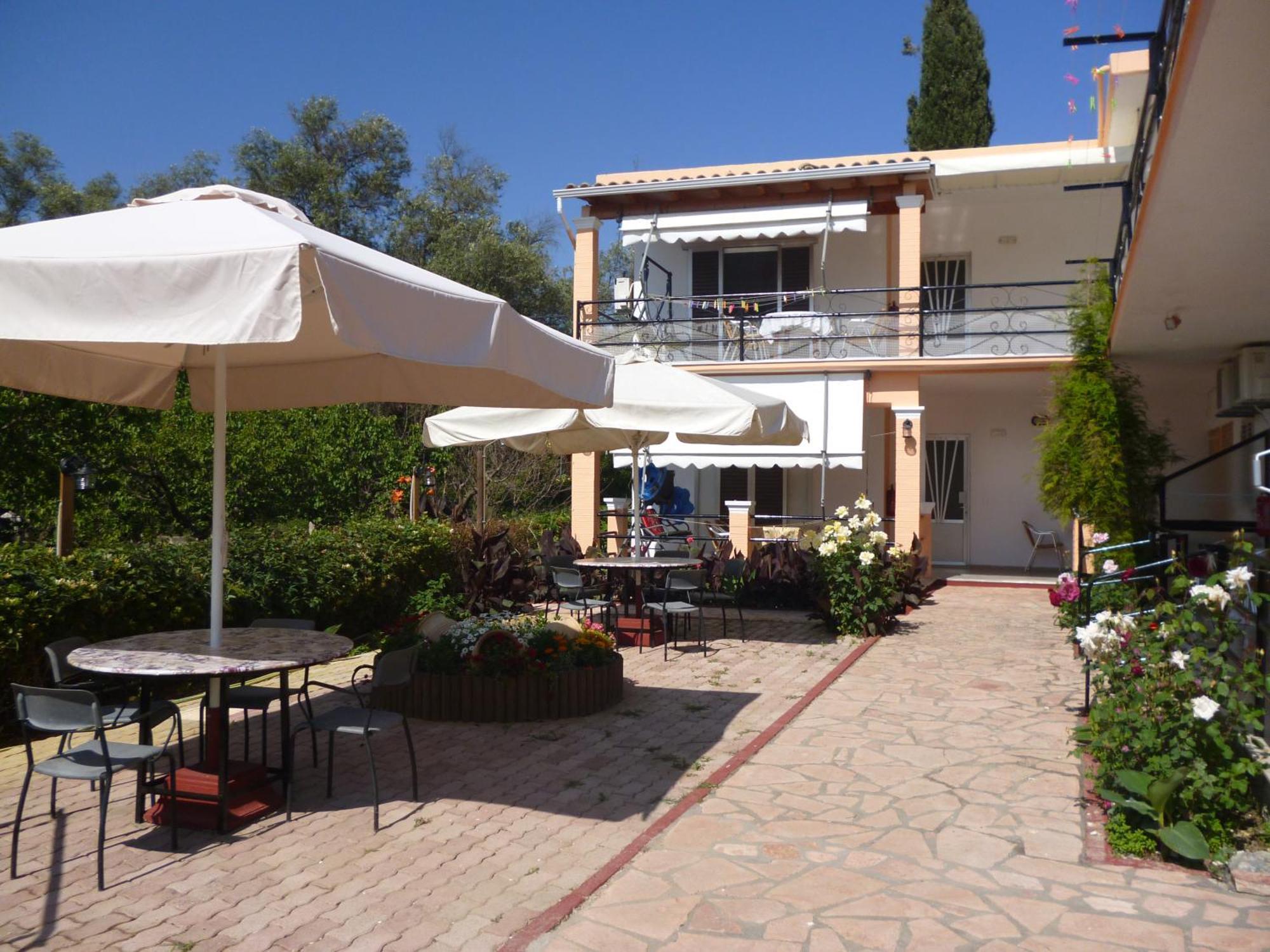 Kostas Appartement Agios Georgios Pagon